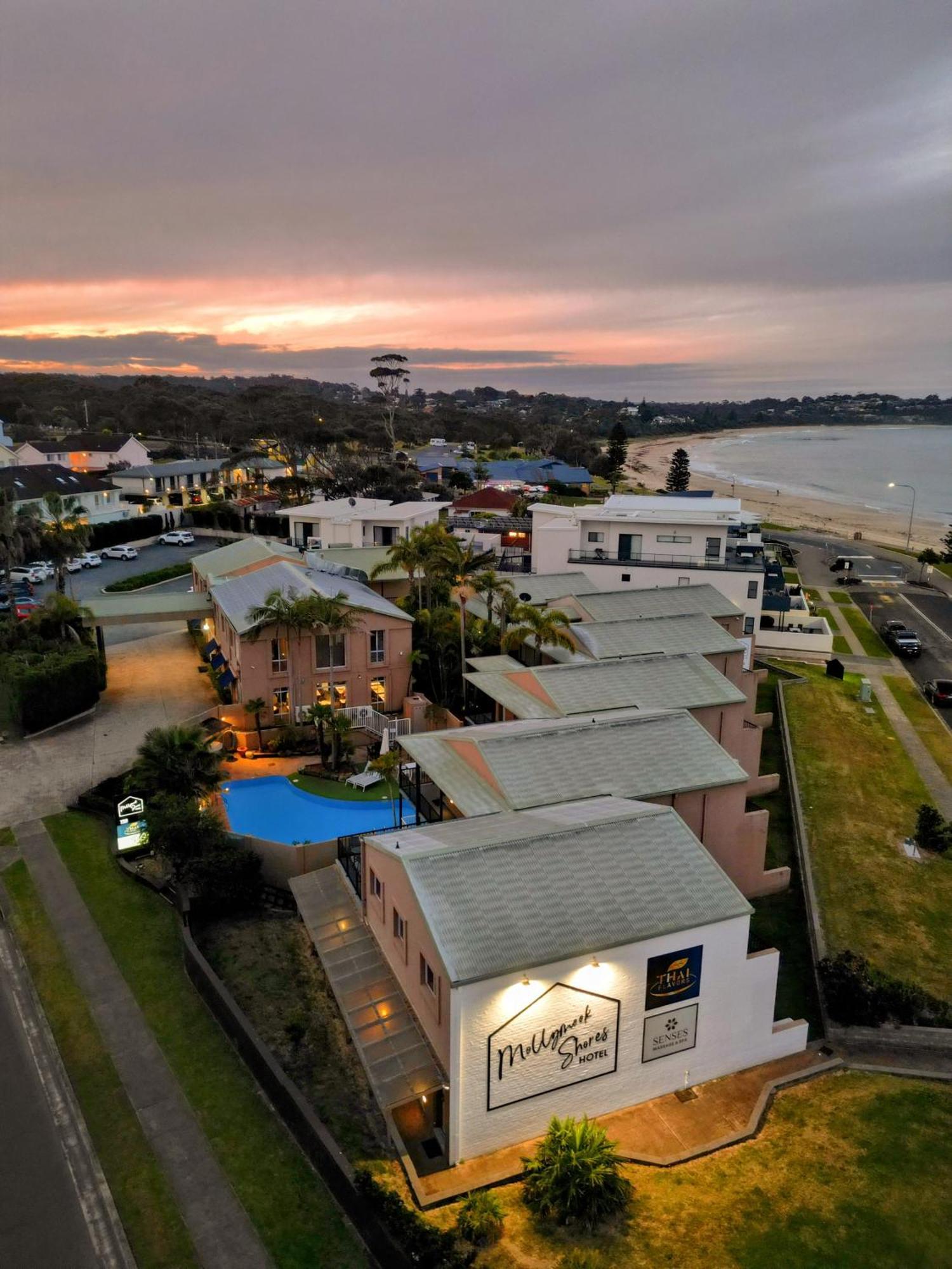 Mollymook Shores Екстериор снимка